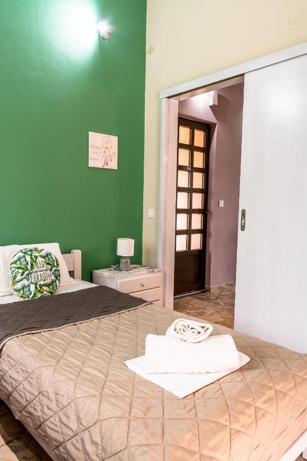Ritsinia Apartments Aigio Bagian luar foto
